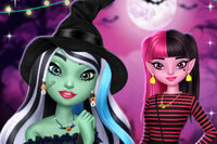 Entre no Monster High e estilize personagens em trajes assustadores e na moda